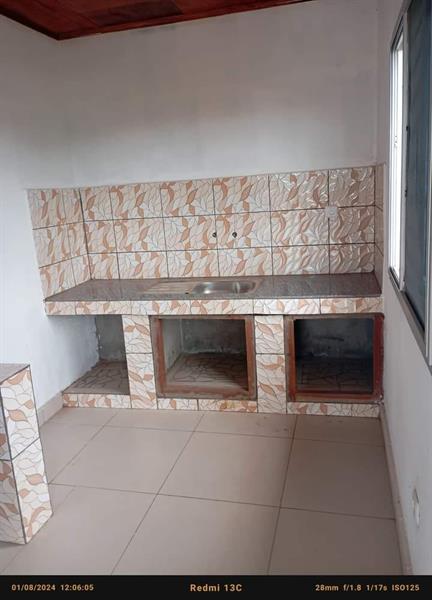 Appartement Avec Gardien Parking Forage À Meyo 