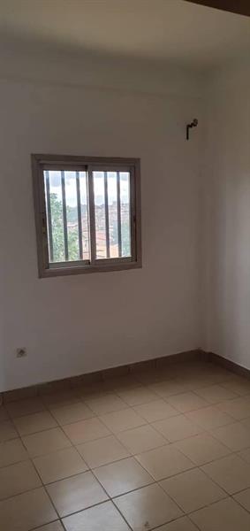 Appartement À Louer À Mimboman. 