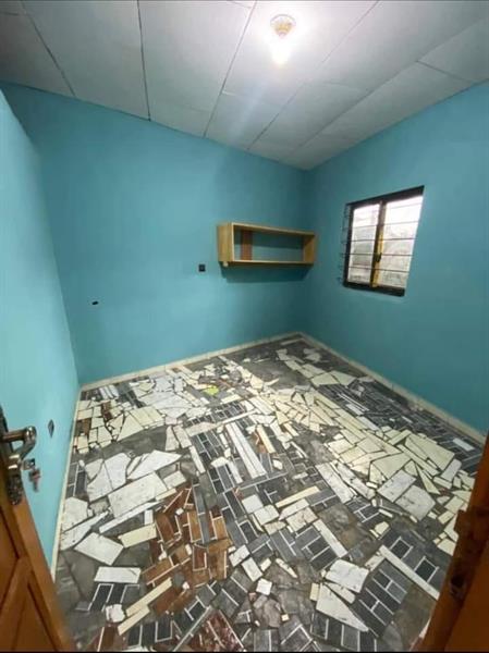 Appartement À Odza Petit Marche 