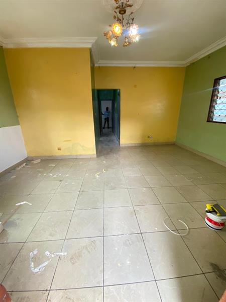 Appartement À Louer À Obobogo. 