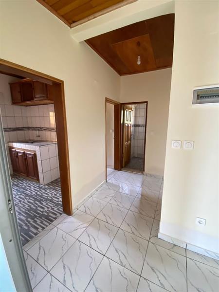 Appartement À Louer À Mendong 