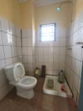 Vaste Studio Avec Parking Gardien Sans Cuisine À Nsimeyong À L Étage,, Yaoundé, Immobilier au Cameroun