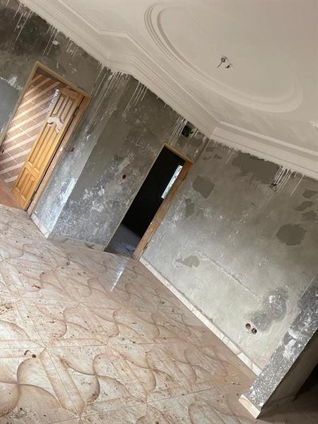 Vaste Appartement Neuf Avec Forage Parking À Leboudi 100M De La Route 