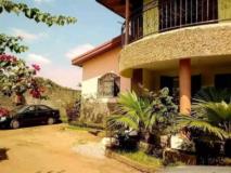 Beau Duplex Titre Avec Espace Vert Parking Forage A Vendre  A Tsinga Village,, Yaoundé, Immobilier au Cameroun