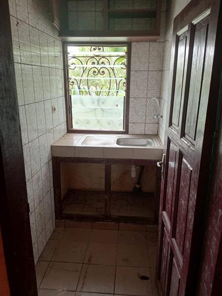 Appartement Et Studio À Omnisports 70 Et 50 Mil 