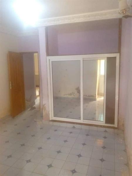 Appartement Avec Parking A Emana 