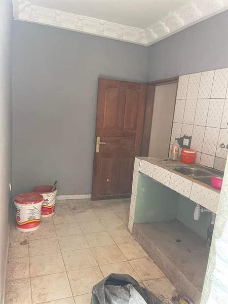Vaste Appartement Neuf Avec Gardien,Forage Parking À Odza Meyo,Moto 200F Groupe Tsamo Immo