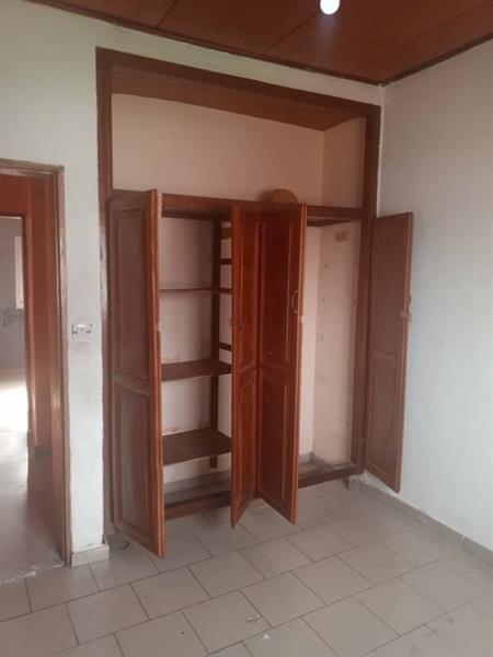 Appartement De 100 M2 À Louer - Cité De La Paix - Yaoundé 