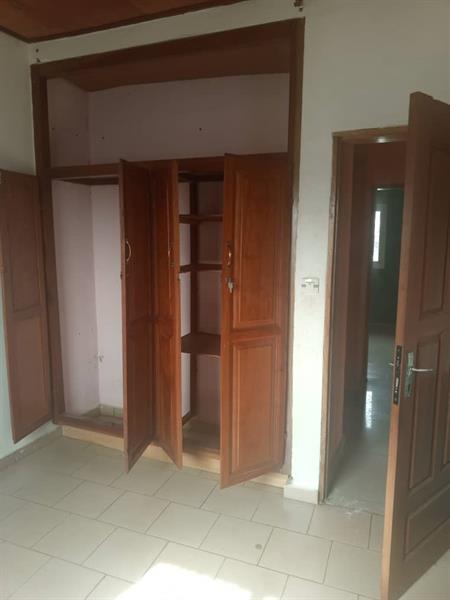 Appartement De 100 M2 À Louer - Cité De La Paix - Yaoundé 