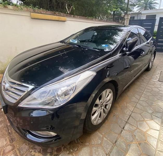 Louer Un Véhicule À Douala Avec Ou Sans Chauffeur 