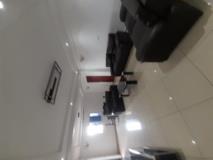Jolie Appartement Haute Standing A Louer A Akwa Avec Groupe Électrogène Parking,, Douala, Immobilier au Cameroun