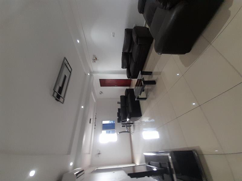 Jolie Appartement Haute Standing A Louer A Akwa Avec Groupe Électrogène Parking Pro Business Cameroun Sarl