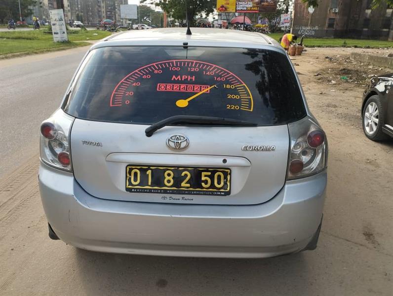 Voiture  Toyota Corolla 115 À Vendre 