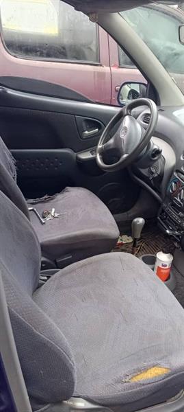 A Vendre-Toyota Yaris Vetrso 2005_ Fiabilité, Economoe Et Confort Dans Un Seul Vehicule 
