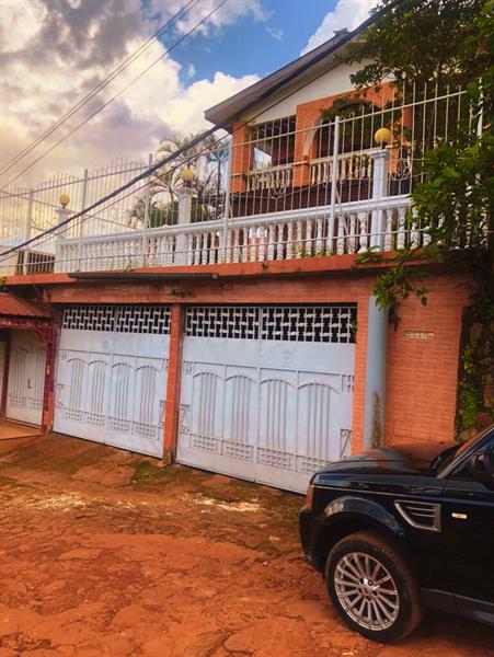 2 Duplex A Elig Essono À Vendre 