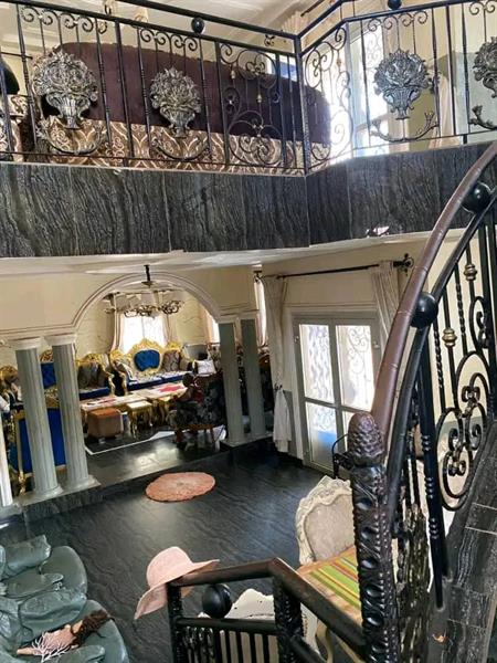 Magnifique Duplex A Vendre Royal business center