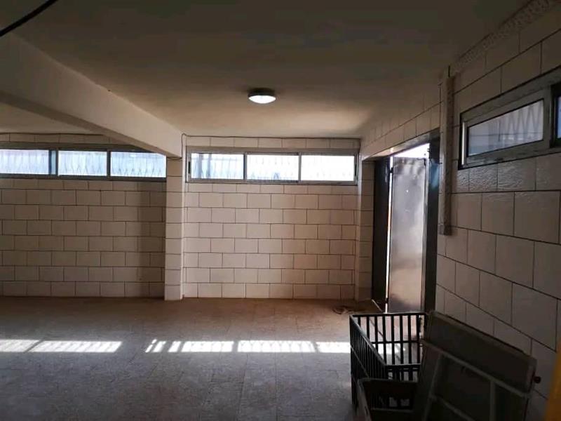 Immeuble À Vendre Nsimeyong Royal business center