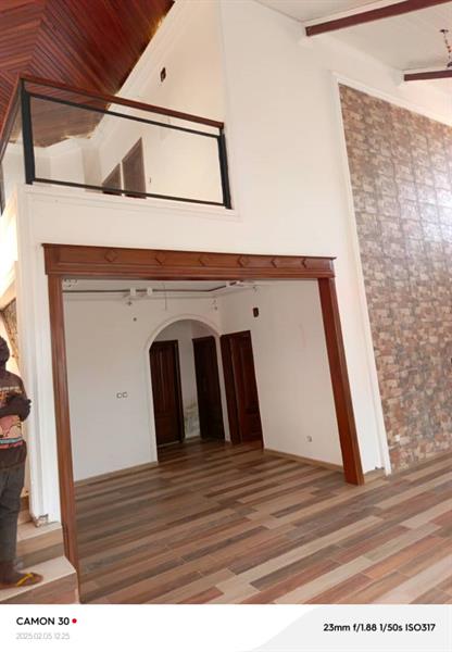 Duplex À Vendre À Nkozoa Royal business center