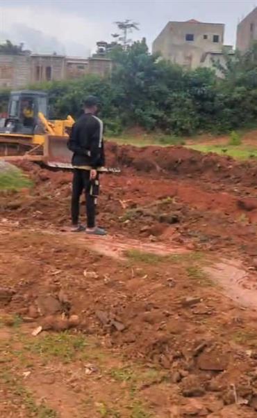 Terrain À Yaoundé Tsinga Village Royal business center