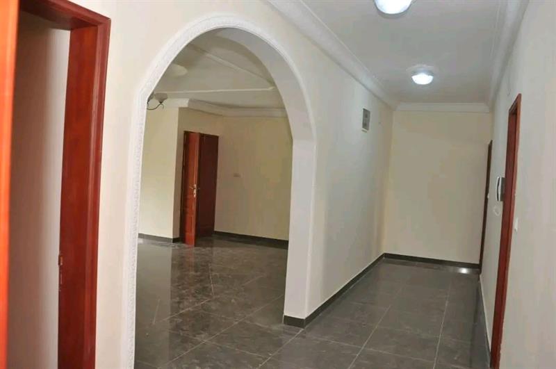 Immeuble Vendre Mvan Royal business center