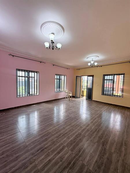 Appartement Propre À Nkolfoulou J &  J CORPORATION
