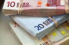 Offre De Prêt Et Financement Entre Particulier Et Entreprises: Whatsapp:+33774766675,, Figuil, Immobilier au Cameroun