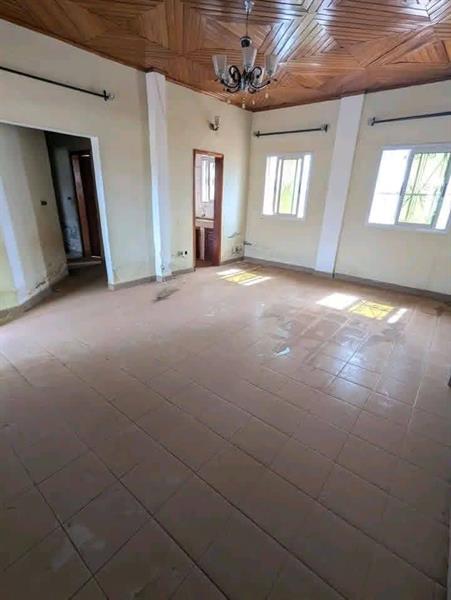 Appartement À Santa Barbara. J &  J CORPORATION