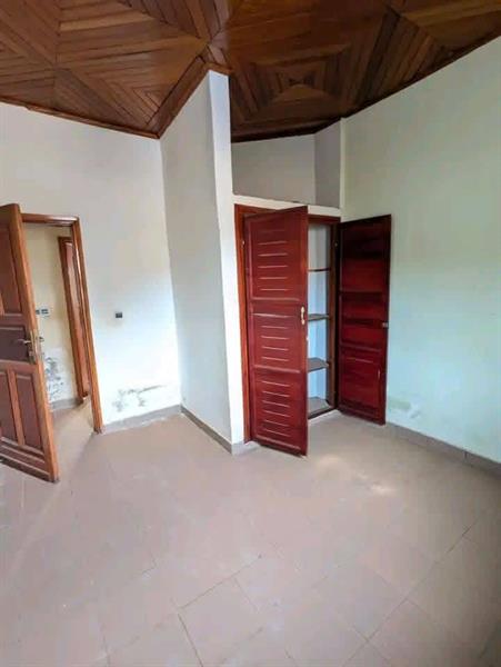 Appartement À Santa Barbara. J &  J CORPORATION