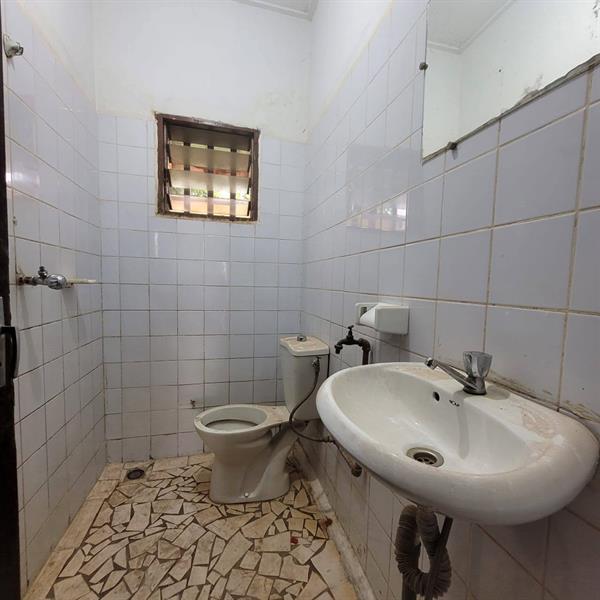 Appartement Enh Bordure De Routr Biyemassi Rond Point Express J &  J CORPORATION