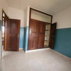 Appartement Enh Bordure De Routr Biyemassi Rond Point Express,, Yaoundé, Immobilier au Cameroun