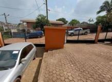 Immeuble R+2 À Vendre,, Yaoundé, Immobilier au Cameroun