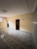 Vaste Studio À Biyemassi Rond Point Express,, Yaoundé, Immobilier au Cameroun