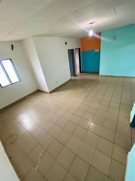 Appartement À Mendong Lycee J &  J CORPORATION
