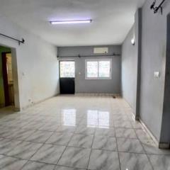 Appartement Au Premeier Niveau À Damas Rosiere,, Yaoundé, Immobilier au Cameroun