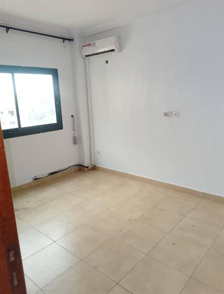 Vaste Studio Haut Standing A  Fouda J &  J CORPORATION