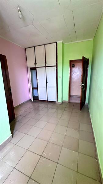 Appartement A Effoulan J &  J CORPORATION