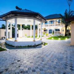 Kribi, Appartement Meublé Grand Standing En Résidence Hôtelière,, Kribi, Immobilier au Cameroun