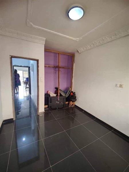Bel Appartement À Louer À Eleveur J &  J CORPORATION