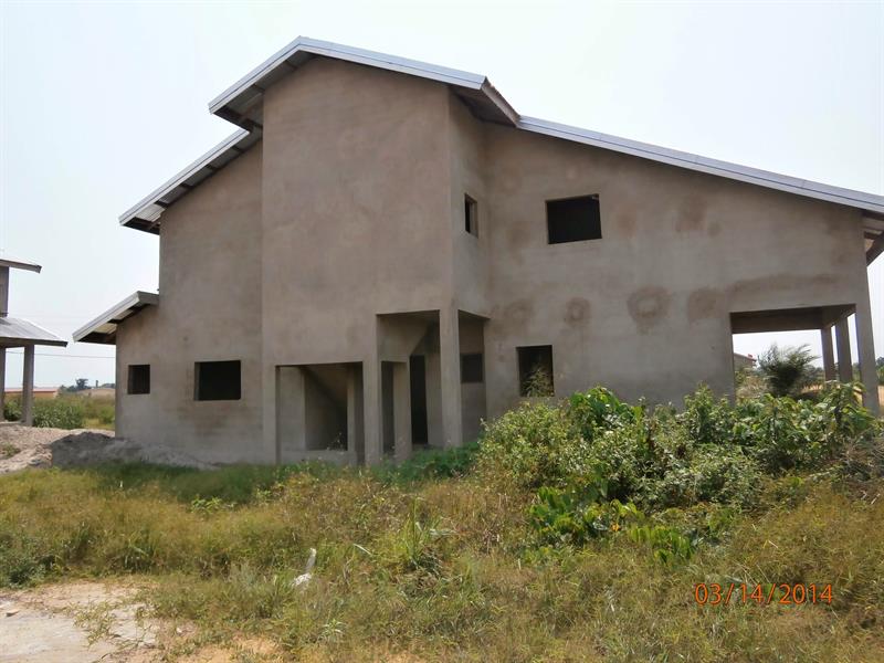 Villa Duplex 500M2 Moderne T5 À Bonabéri Duplex, Triplex et Immeuble